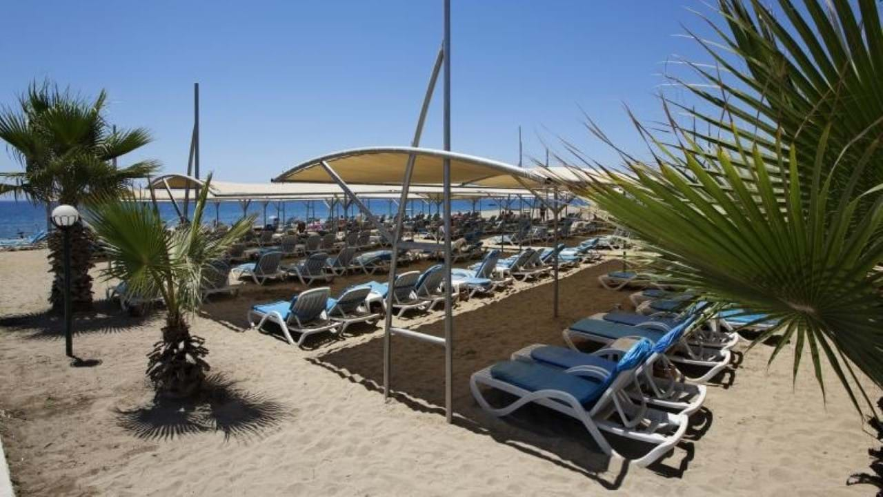 Larissa Holiday Beach 4* Alanja