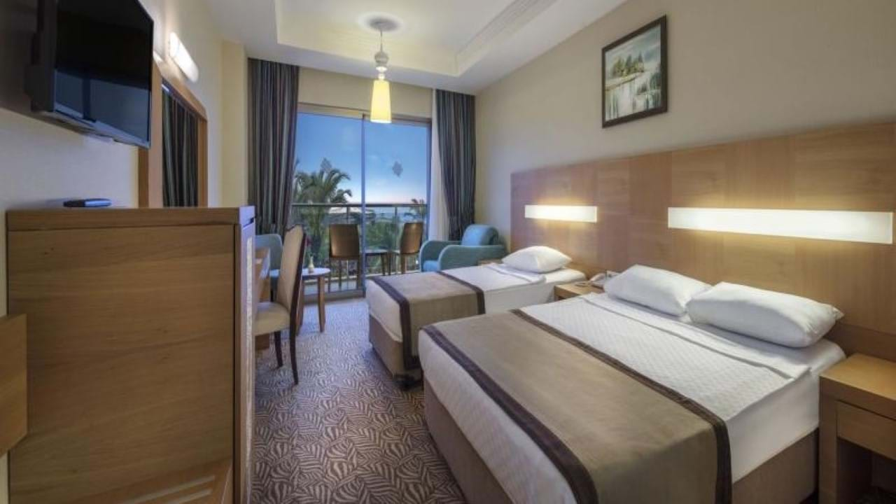 Saphir Hotel 4* Alanja