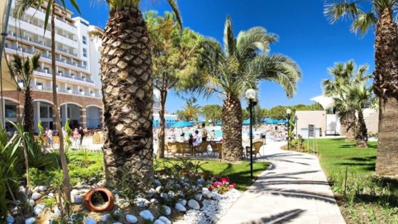 Batihan Beach Resort & Spa 4* Kušadasi