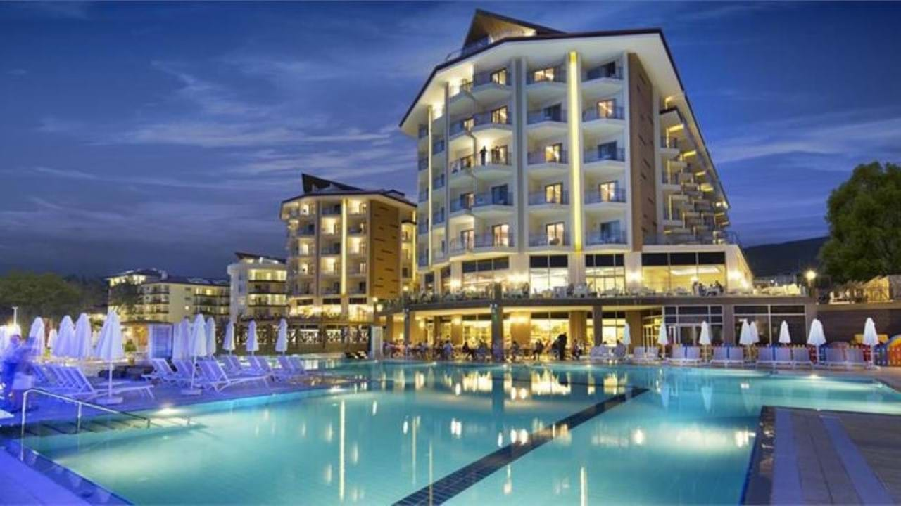 Ramada Resort By Wyndham Kusadasi Golf 4* Kušadasi