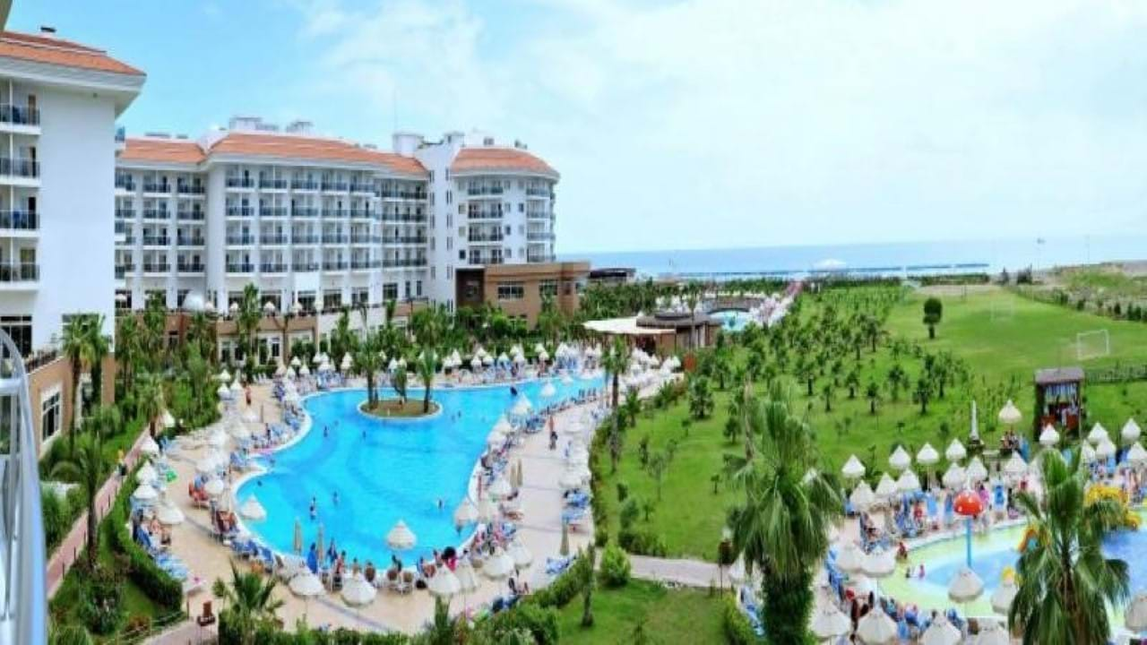 Seaden Sea World Resort and Spa 5* Side