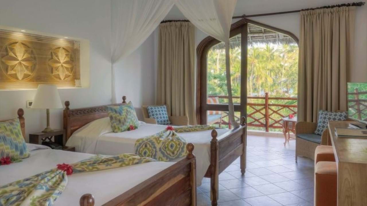 Bluebay Beach Resort & Spa 4+* Zanzibar