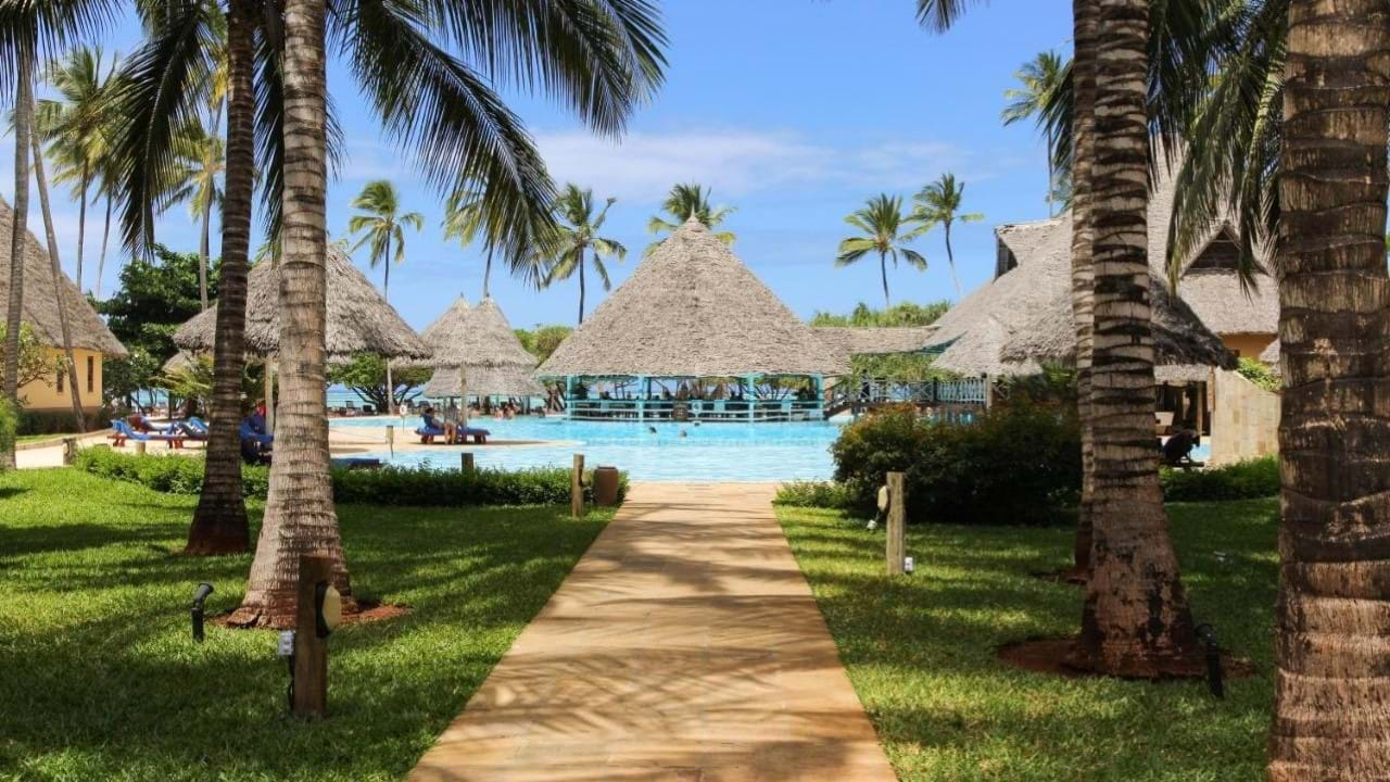 Neptune Pwani Beach Resort & Spa 5* Zanzibar