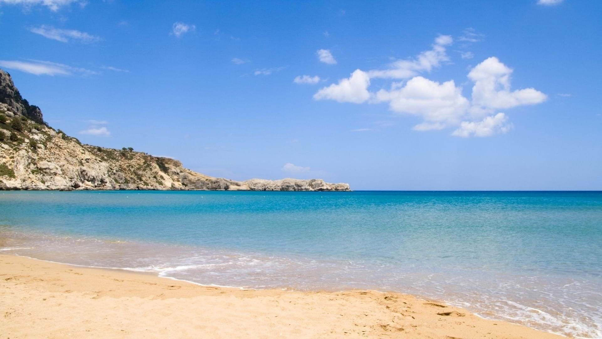 Jedna od najlepših plaža na Rodosu, plaže na radosu sa tirkiznim morem i stinim peskom.