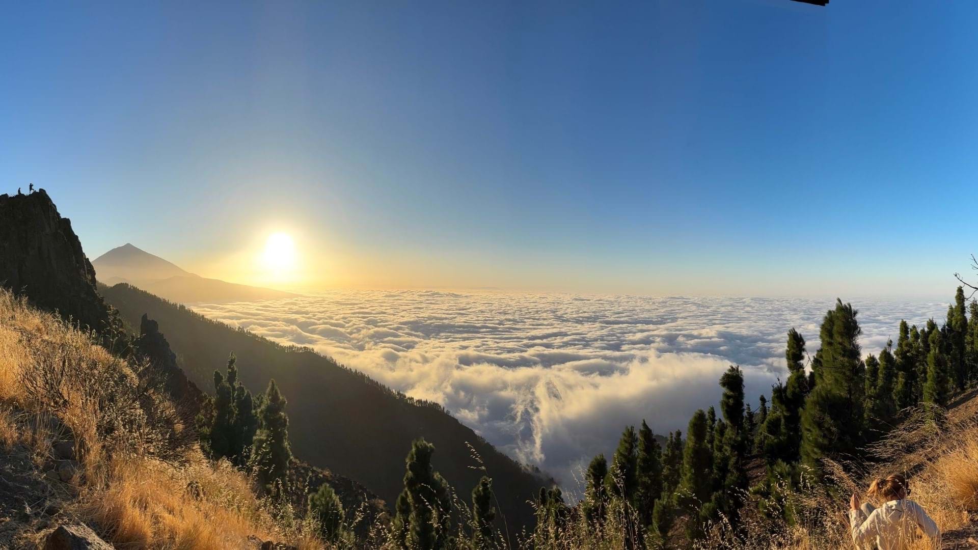 Tenerifi poseduju i visoke planine sa kojih se otvaraju nevenrovatni vidikovaci