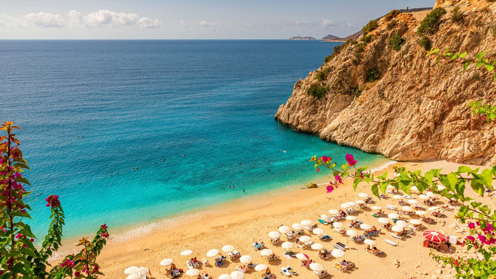 Kaputus plaža između Alanje i Antalije u Turskoj. Jedna od najlepših plaža Antalijske regije.